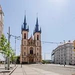 Apartamento Blueground Holesovice View Nr Vltava Prg-51