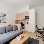 Apartamento Blueground Holesovice View Nr Vltava Prg-51 Praga
