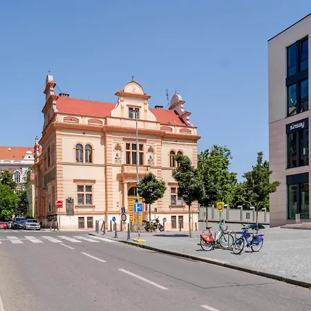 Apartamento Blueground Holesovice View Nr Vltava Prg-51